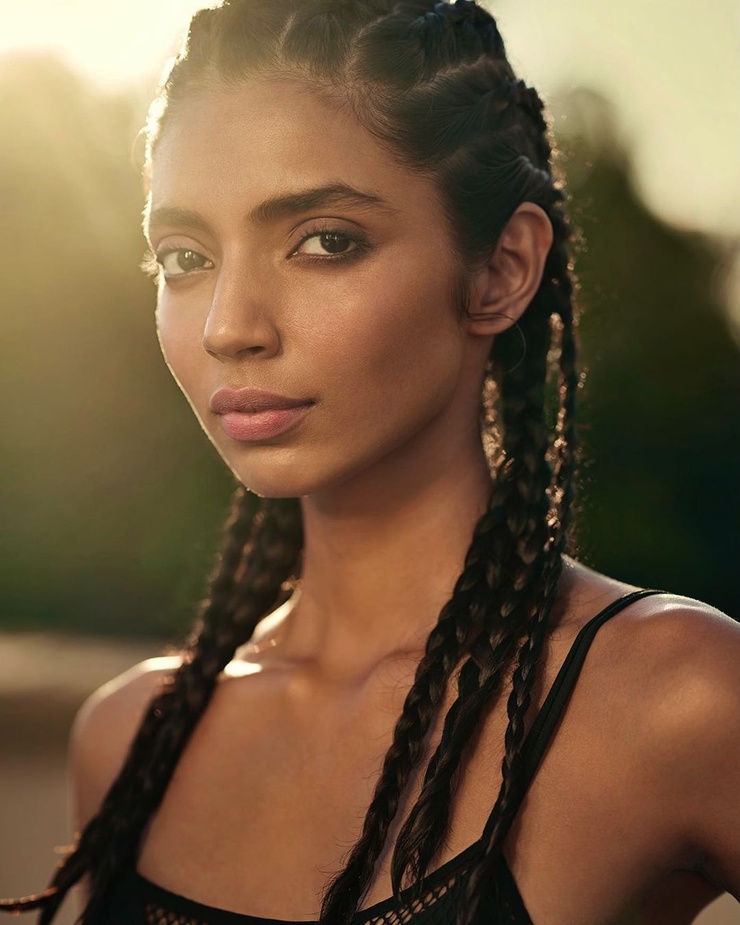 Divya Jadhav