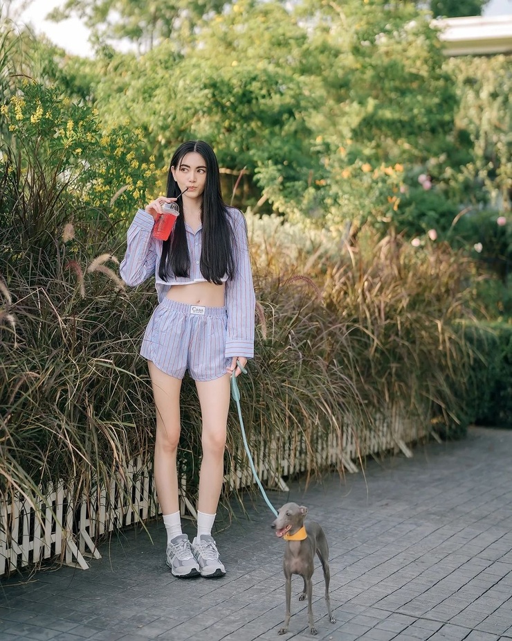 Davika Hoorne Davika Hoorne