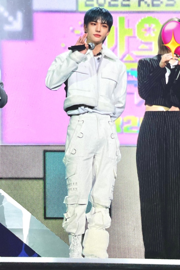 Hyun-Jin Hwang