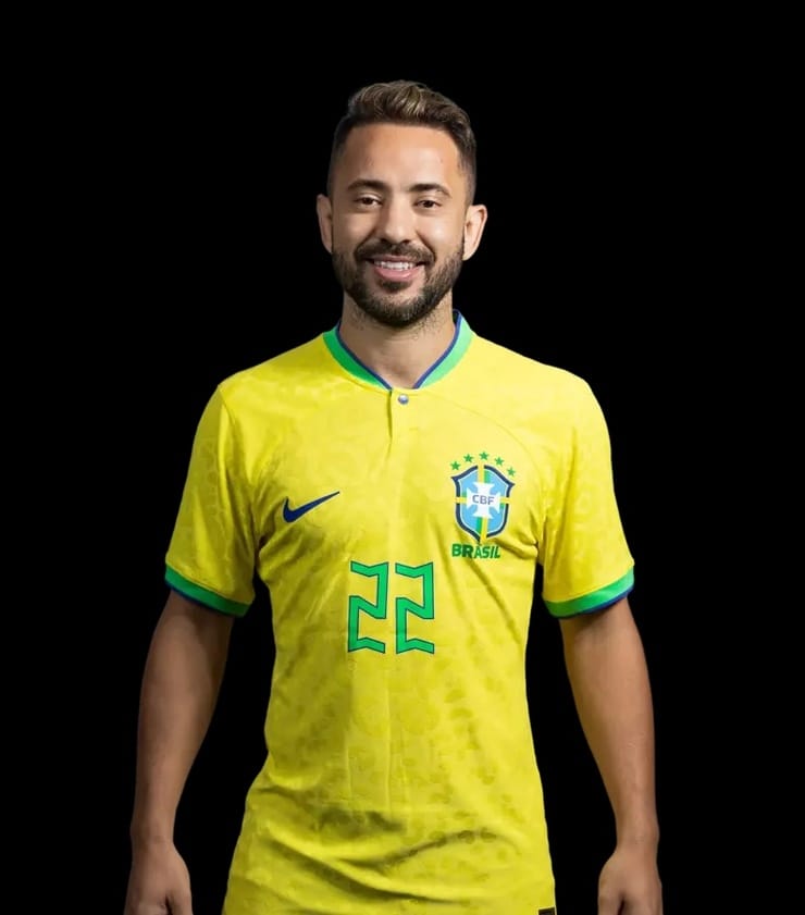 Everton Ribeiro