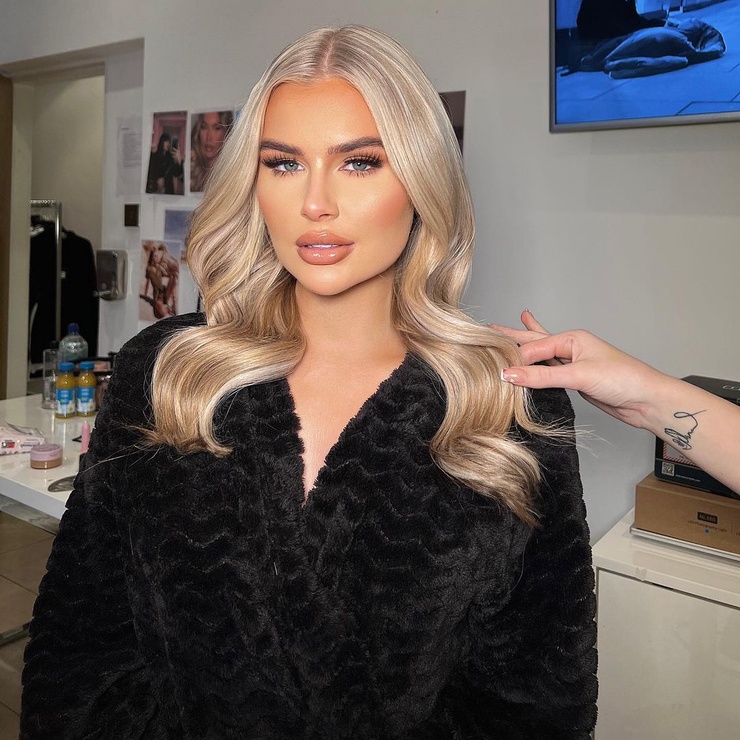 Ella Burgess picture