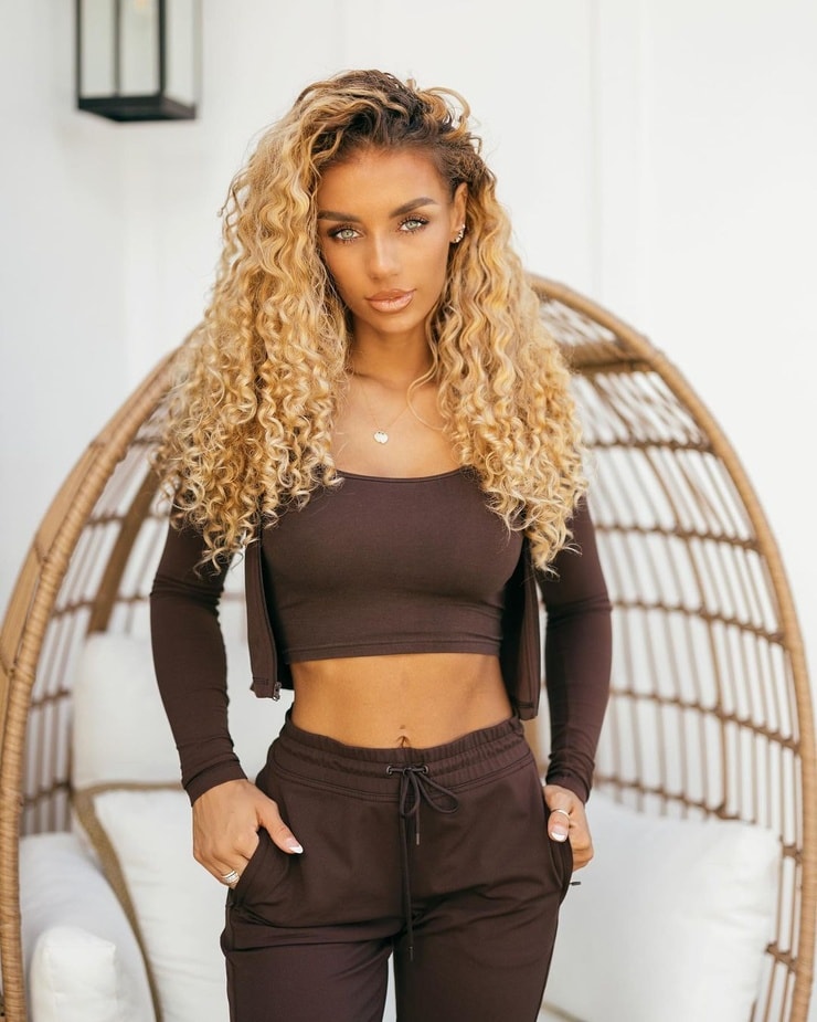 Picture Of Jena Frumes