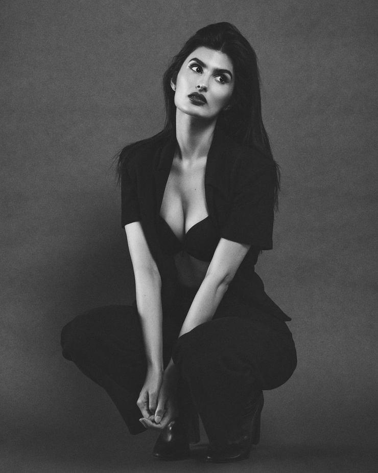 Yael Cohen (model)