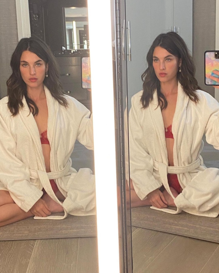 Rainey Qualley
