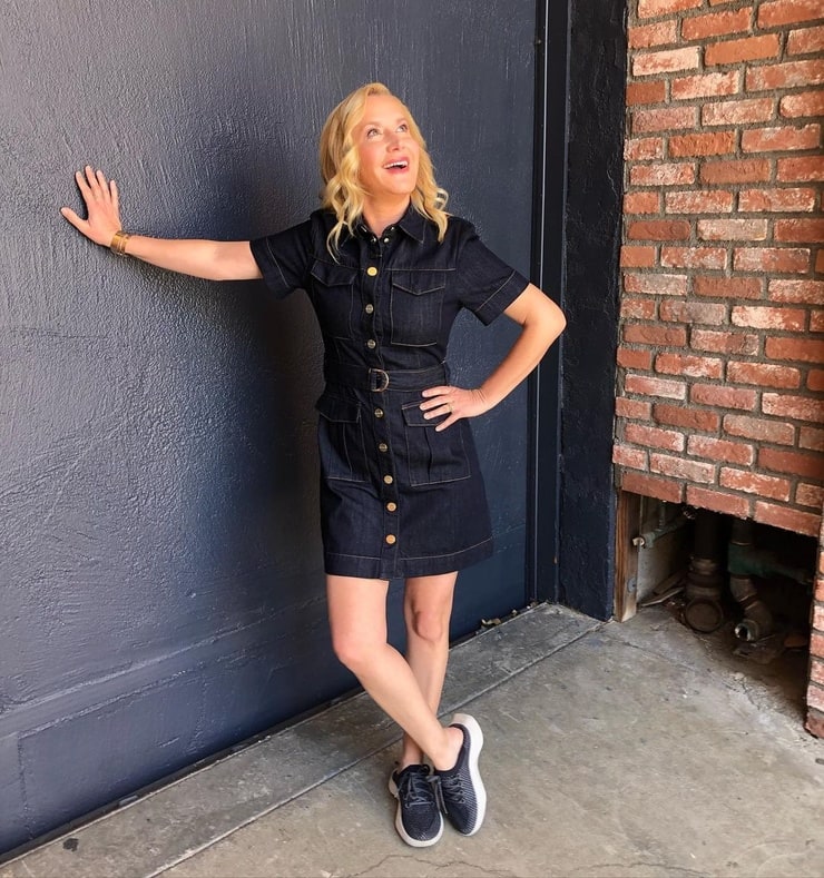 Angela Kinsey