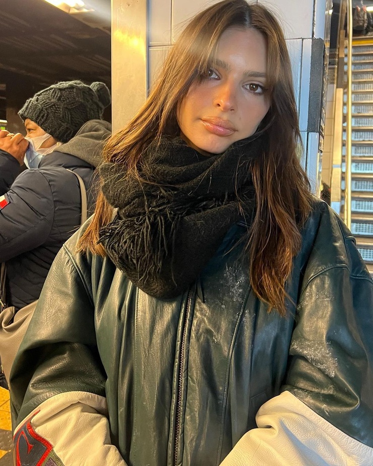 Emily Ratajkowski