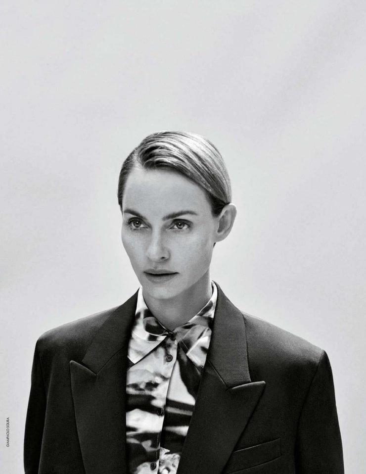 Amber Valletta