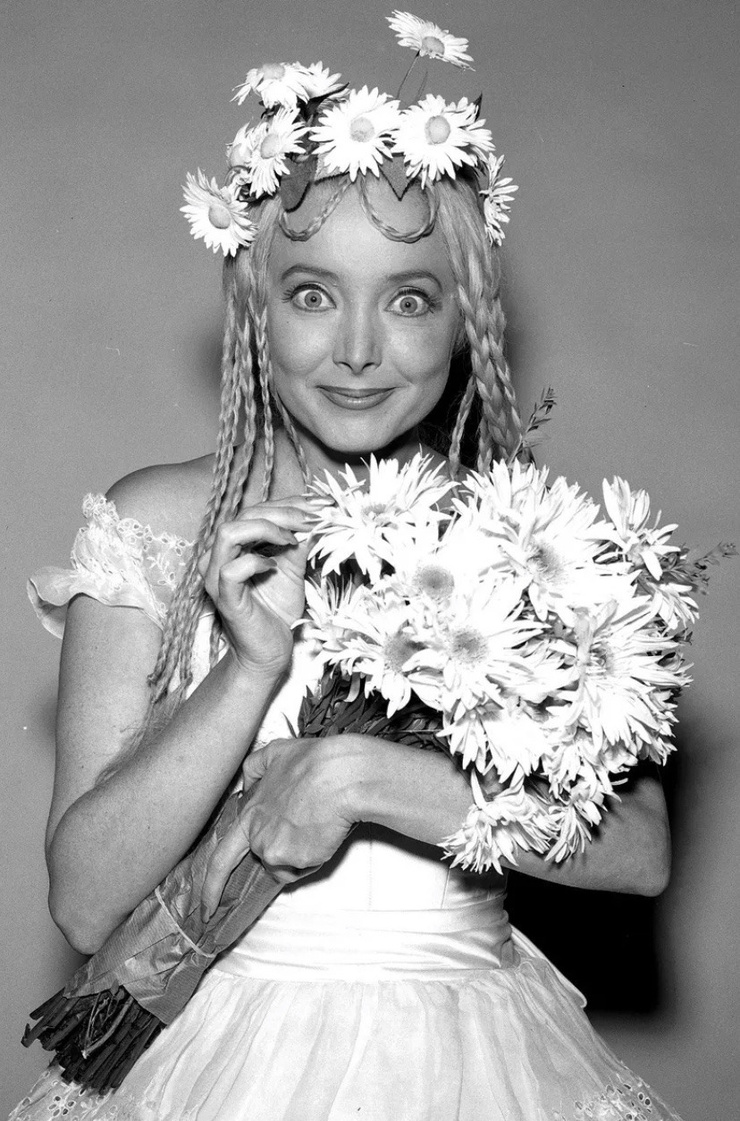 Ophelia Frump