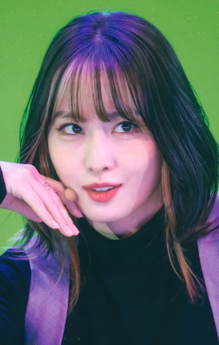 Hirai Momo