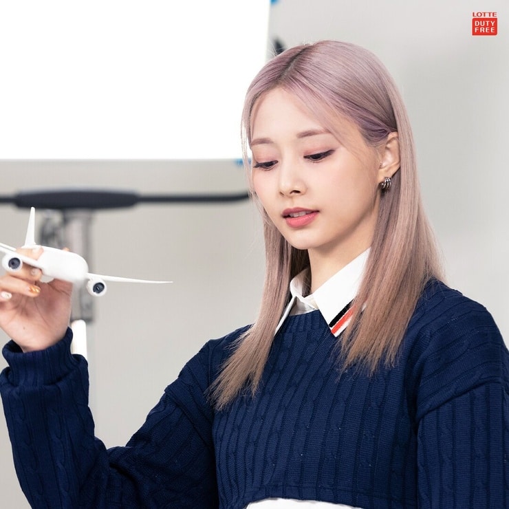 Chou Tzu-yu (Tzuyu)