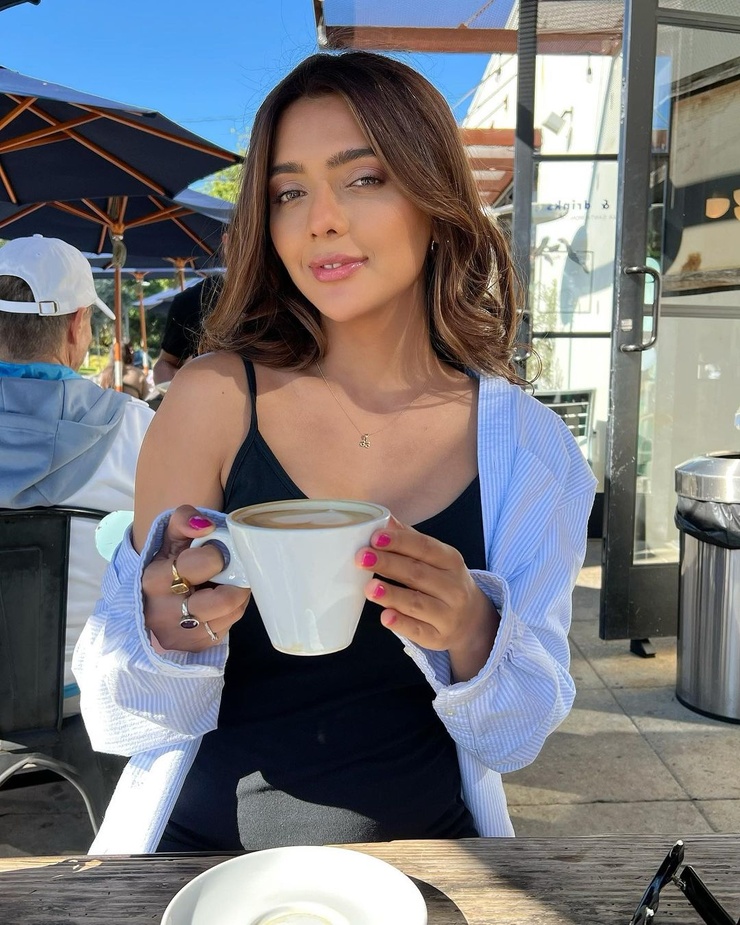 Ruhi Singh Ruhi Singh