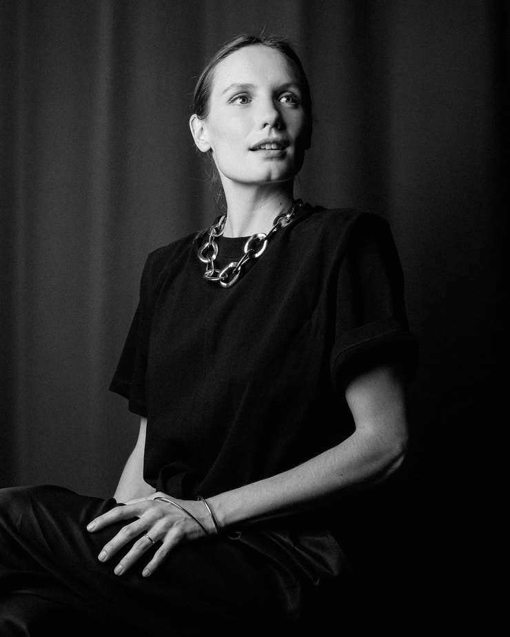 Ana Girardot