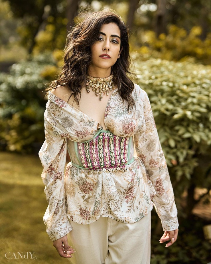 Jonita Gandhi