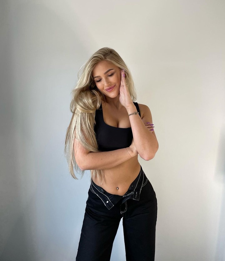 Milou Tamara Milou Tamara