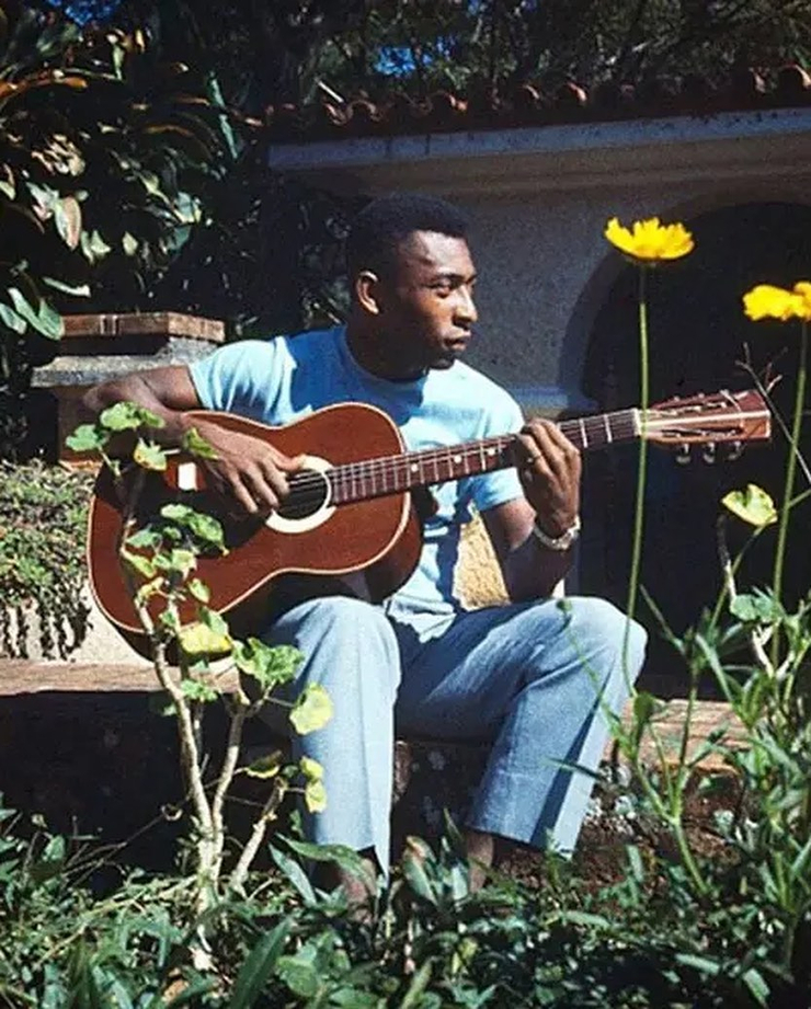 Pelé Pelé