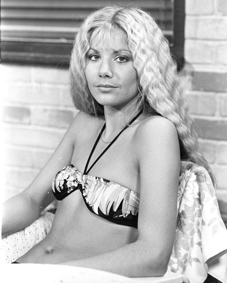Glynis Barber