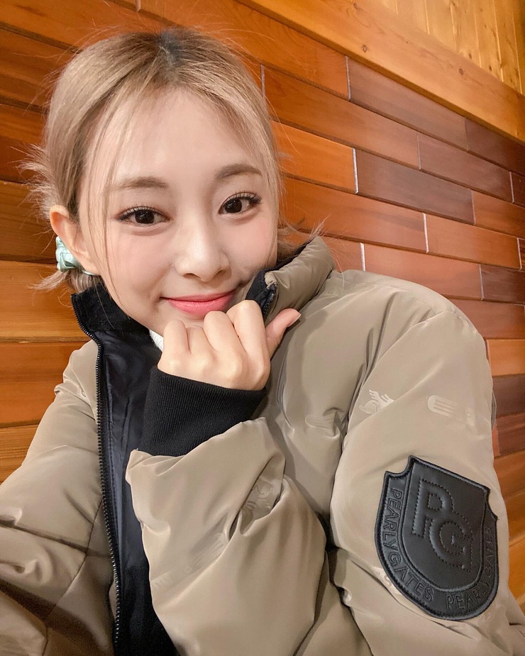 Chou Tzu-yu (Tzuyu)