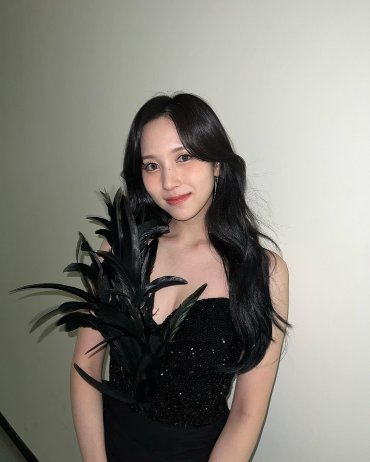 Myoui Mina