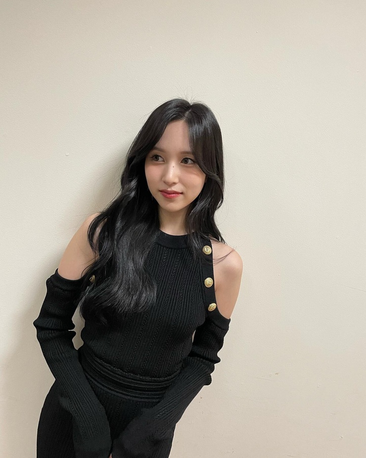 Myoui Mina