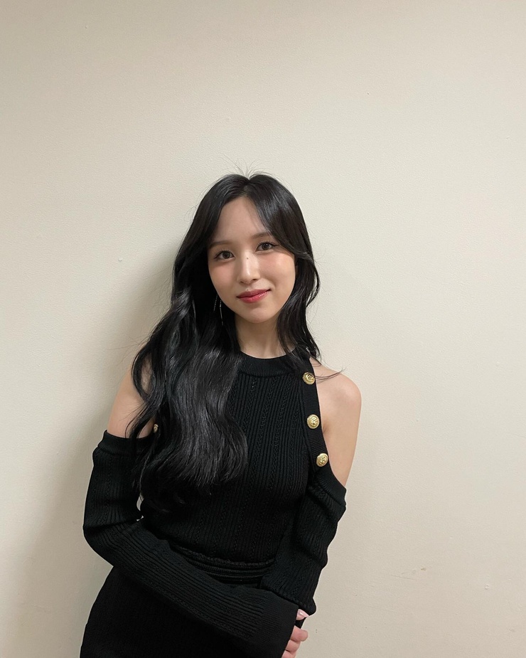 Myoui Mina