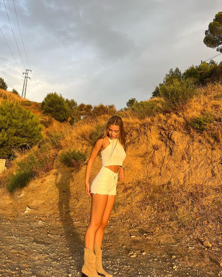 Alejandra Grieve Delgado