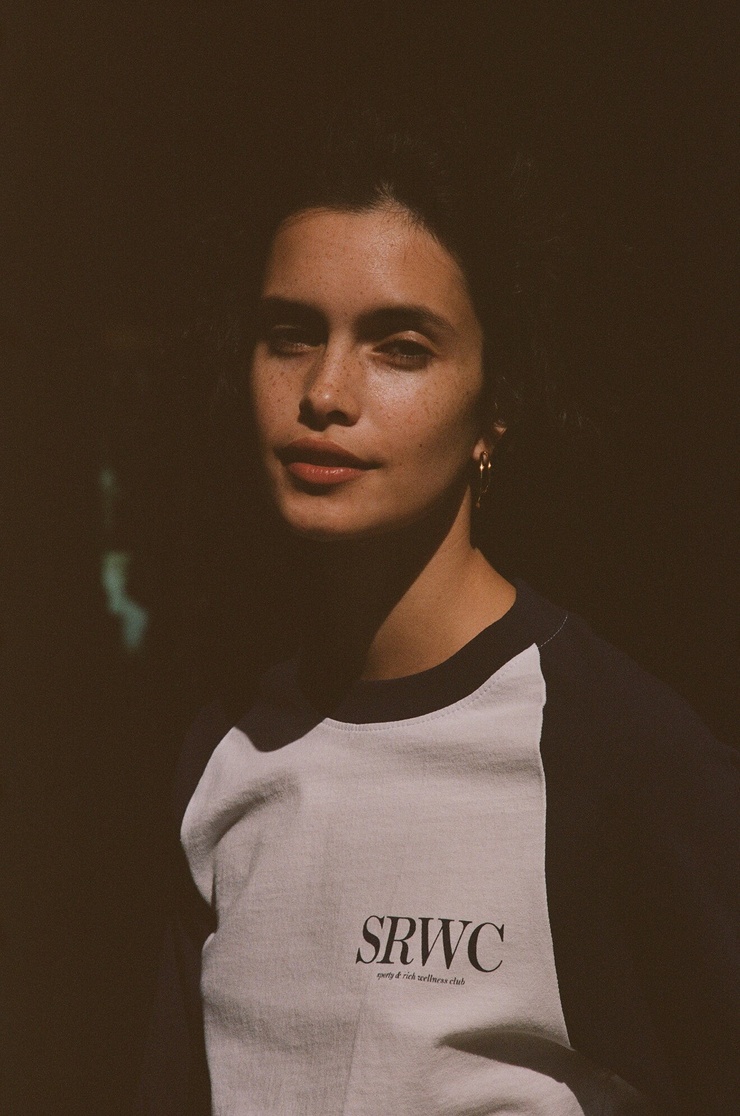 Zoe Barnard Zoe Barnard