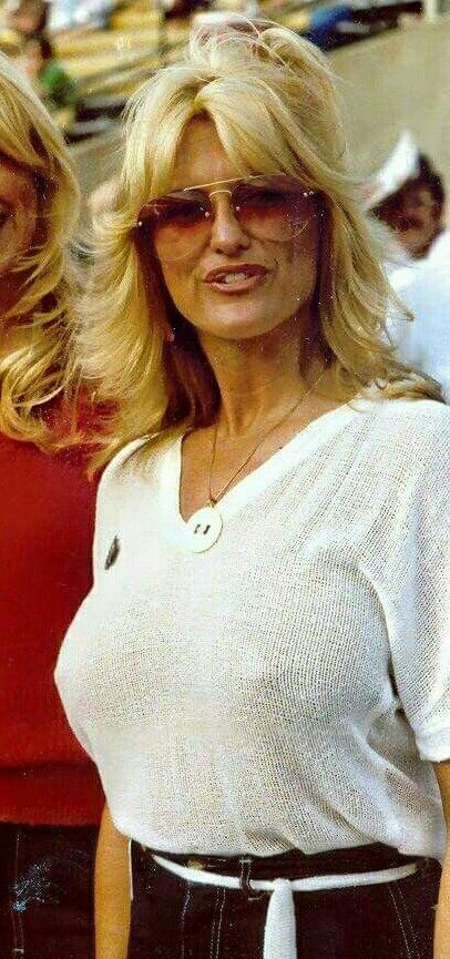 Linda Vaughn