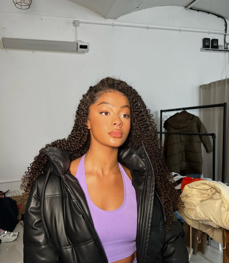 Picture of Mia Myers