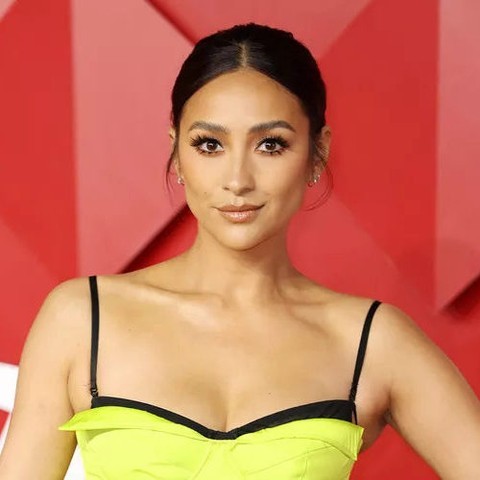Shay Mitchell