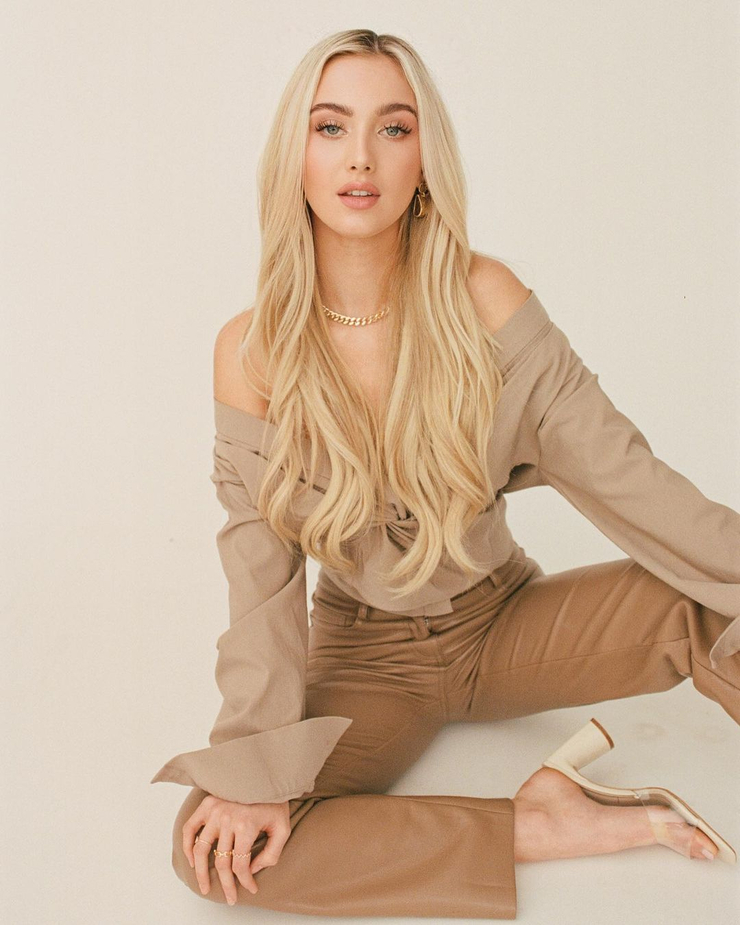 Scarlett Barnett