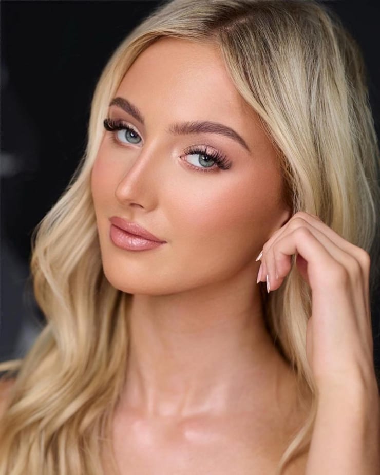 Scarlett Barnett