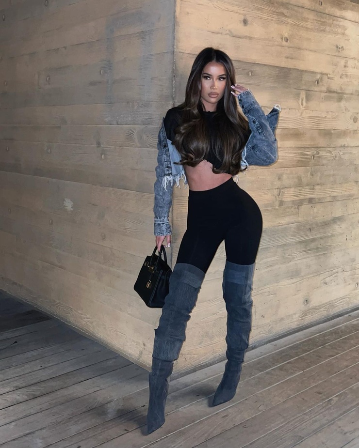 Samantha Rayner II