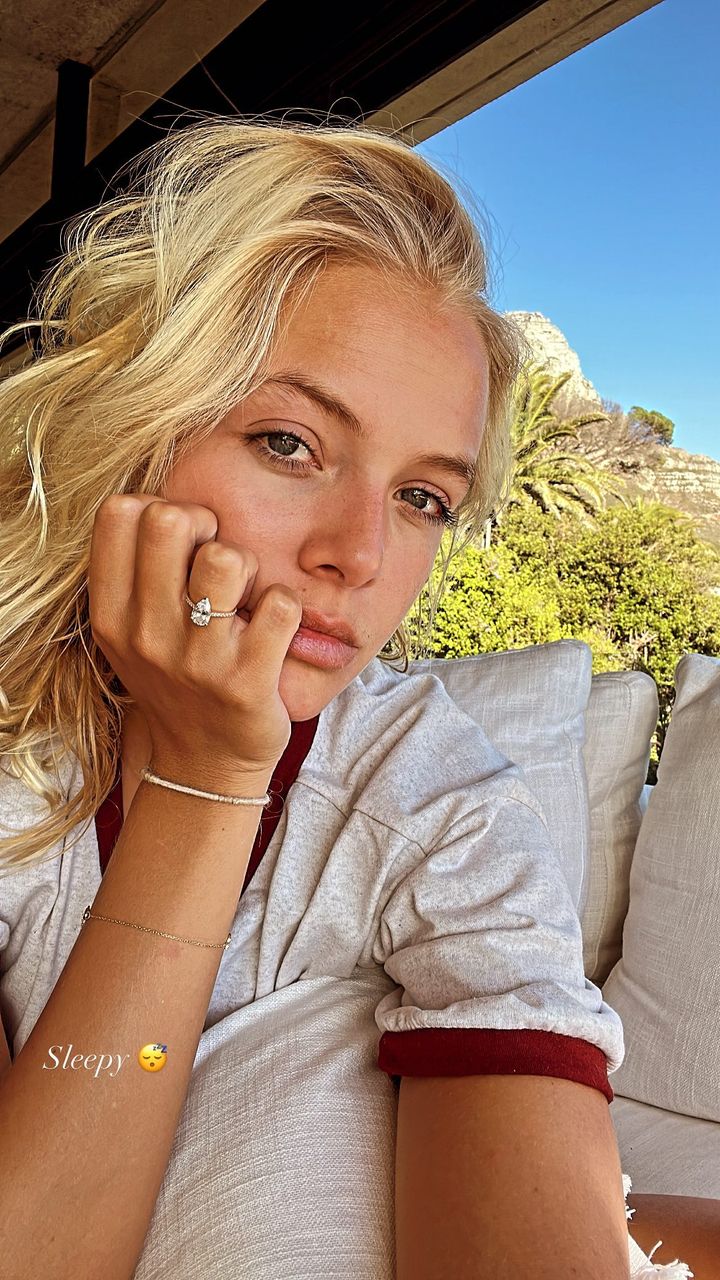 Bella Oelmann Bella Oelmann