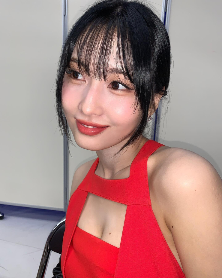 Hirai Momo Hirai Momo
