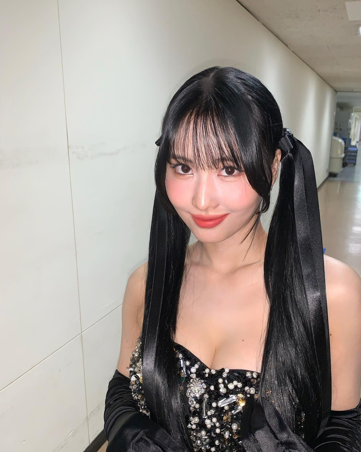 Hirai Momo