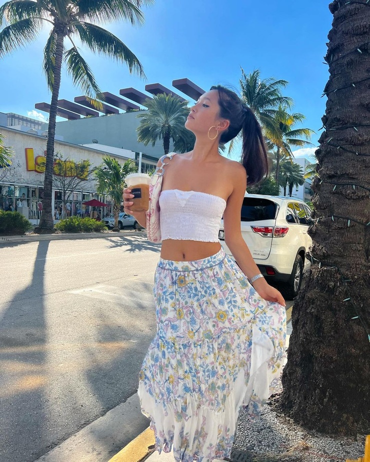 Lily Chee Lily Chee
