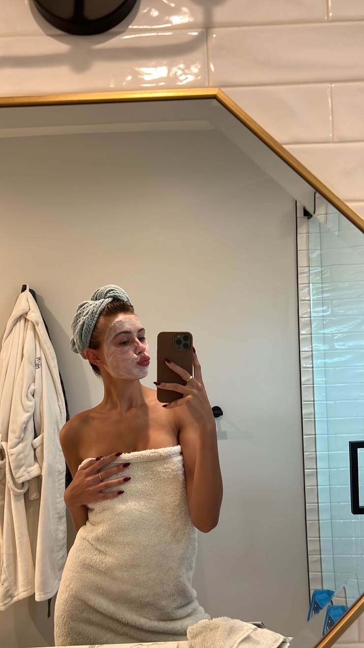 Image of Elizabeth Jamrozy