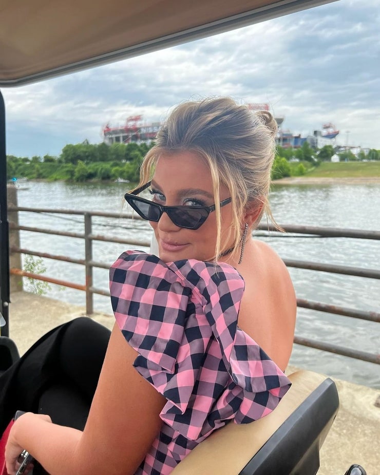 Lauren Alaina