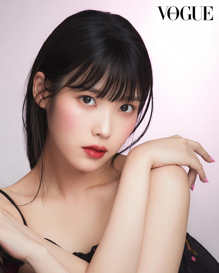 IU