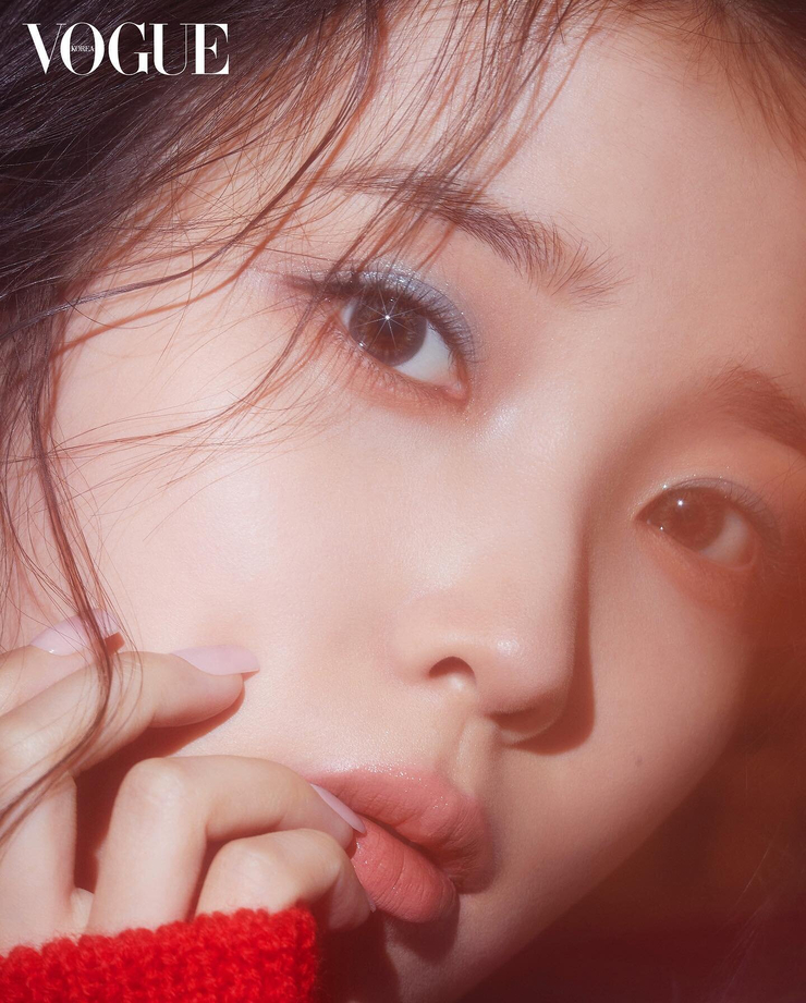 IU