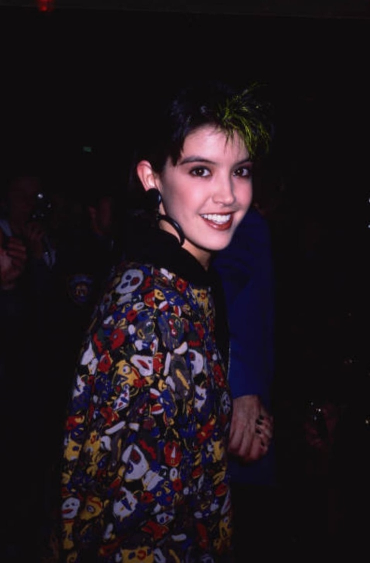 Phoebe Cates picture