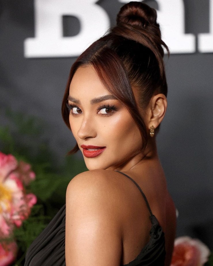 Shay Mitchell Shay Mitchell