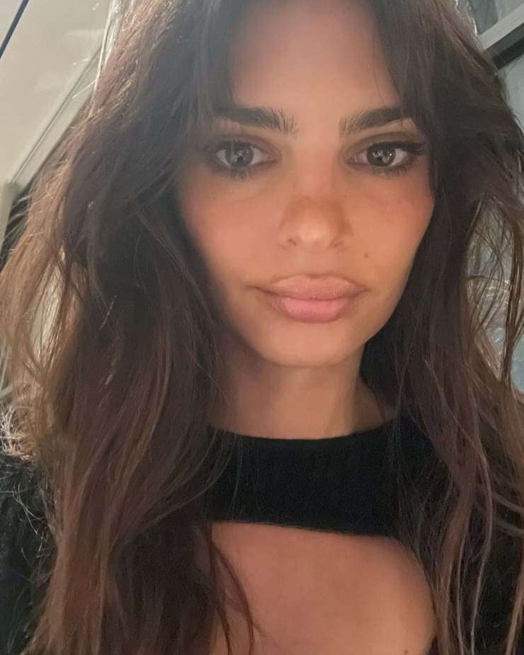 Emily Ratajkowski