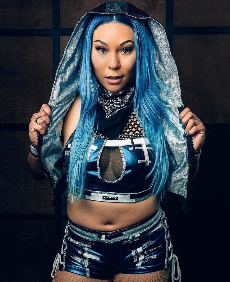 Picture of Mia Yim