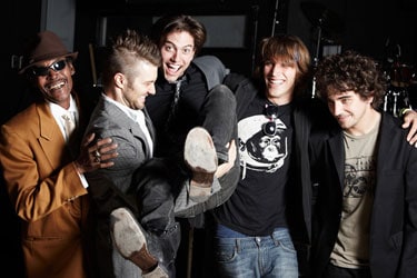 100 Monkeys