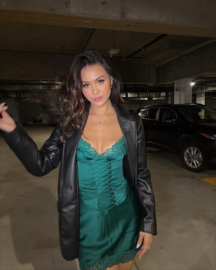 Desiree Schlotz Desiree Schlotz