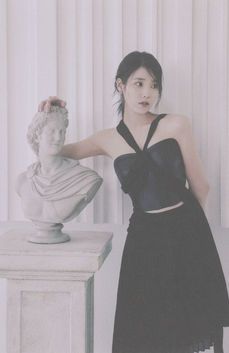 IU