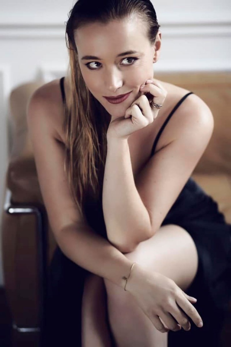 Justine Thibaudat Justine Thibaudat
