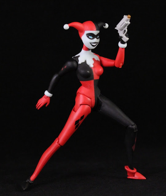 DC Collectibles Batman: The Animated Series - Harley Quinn Action Figure