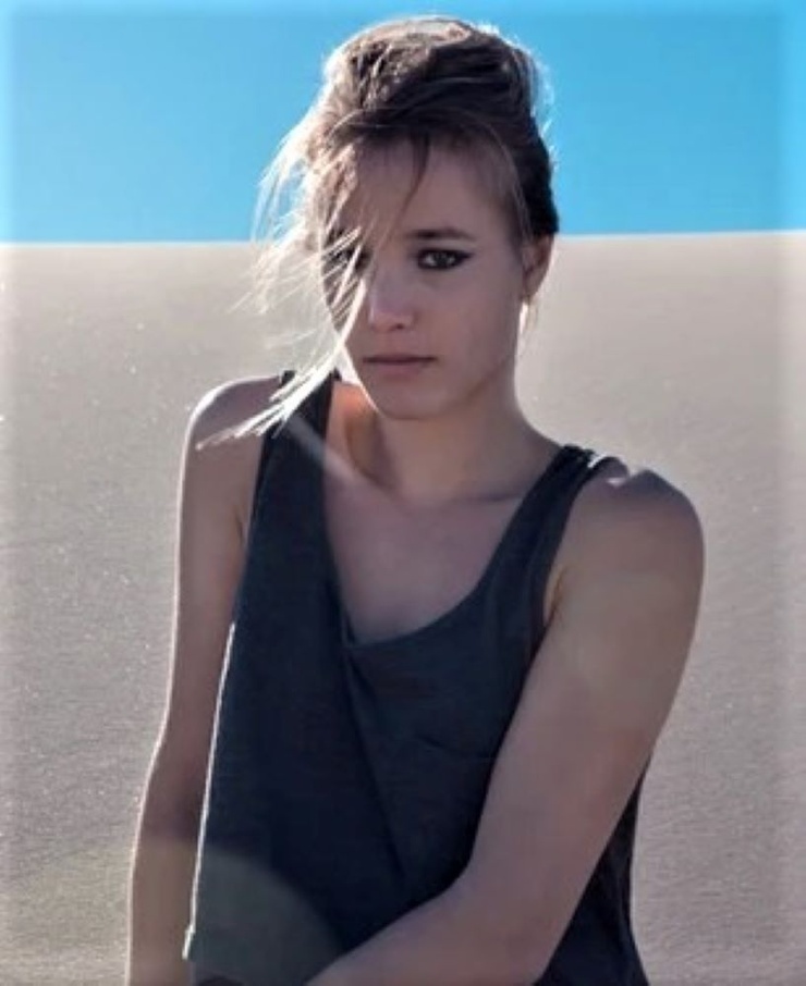 Justine Thibaudat Justine Thibaudat